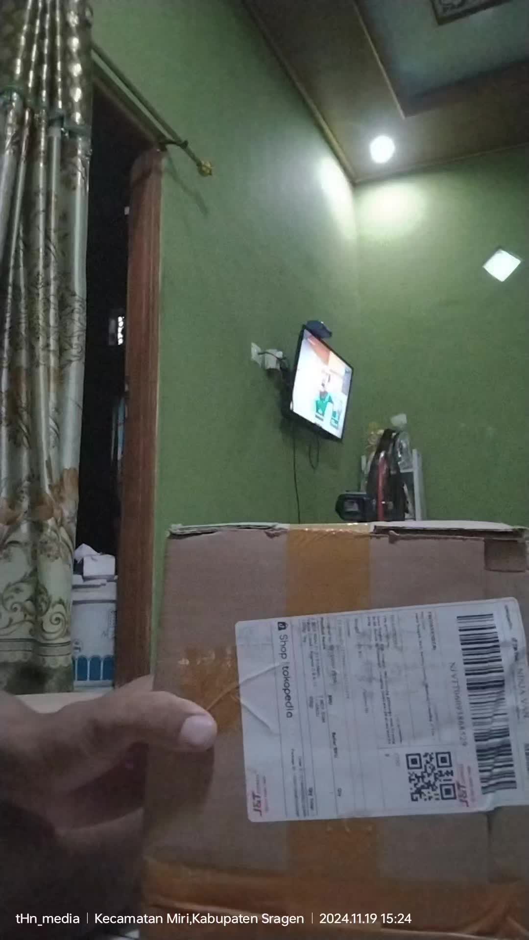 review image 0