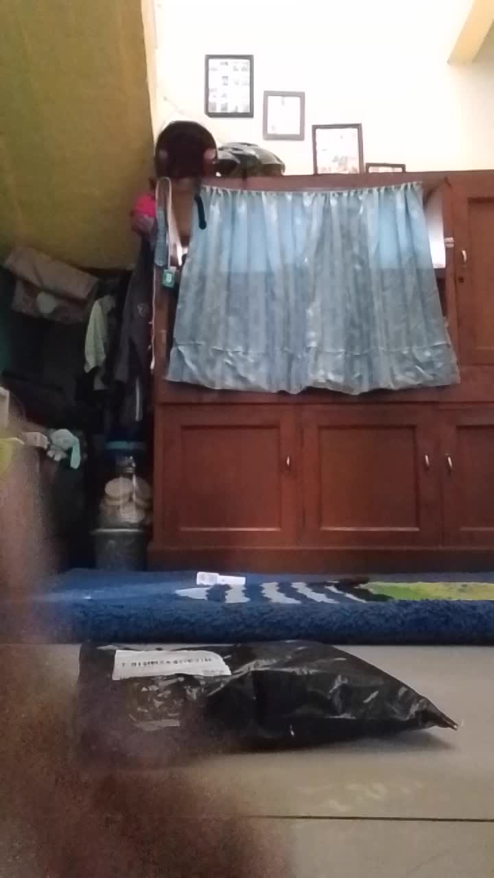 review image 0