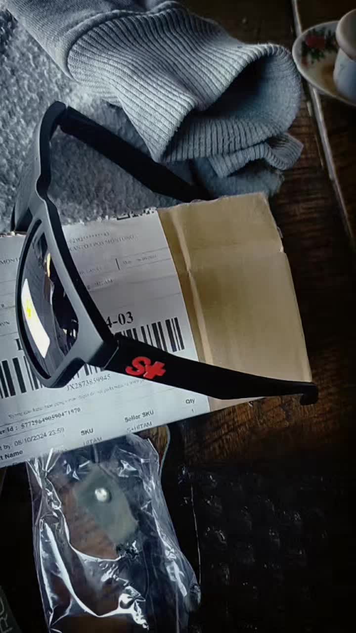 review image 0