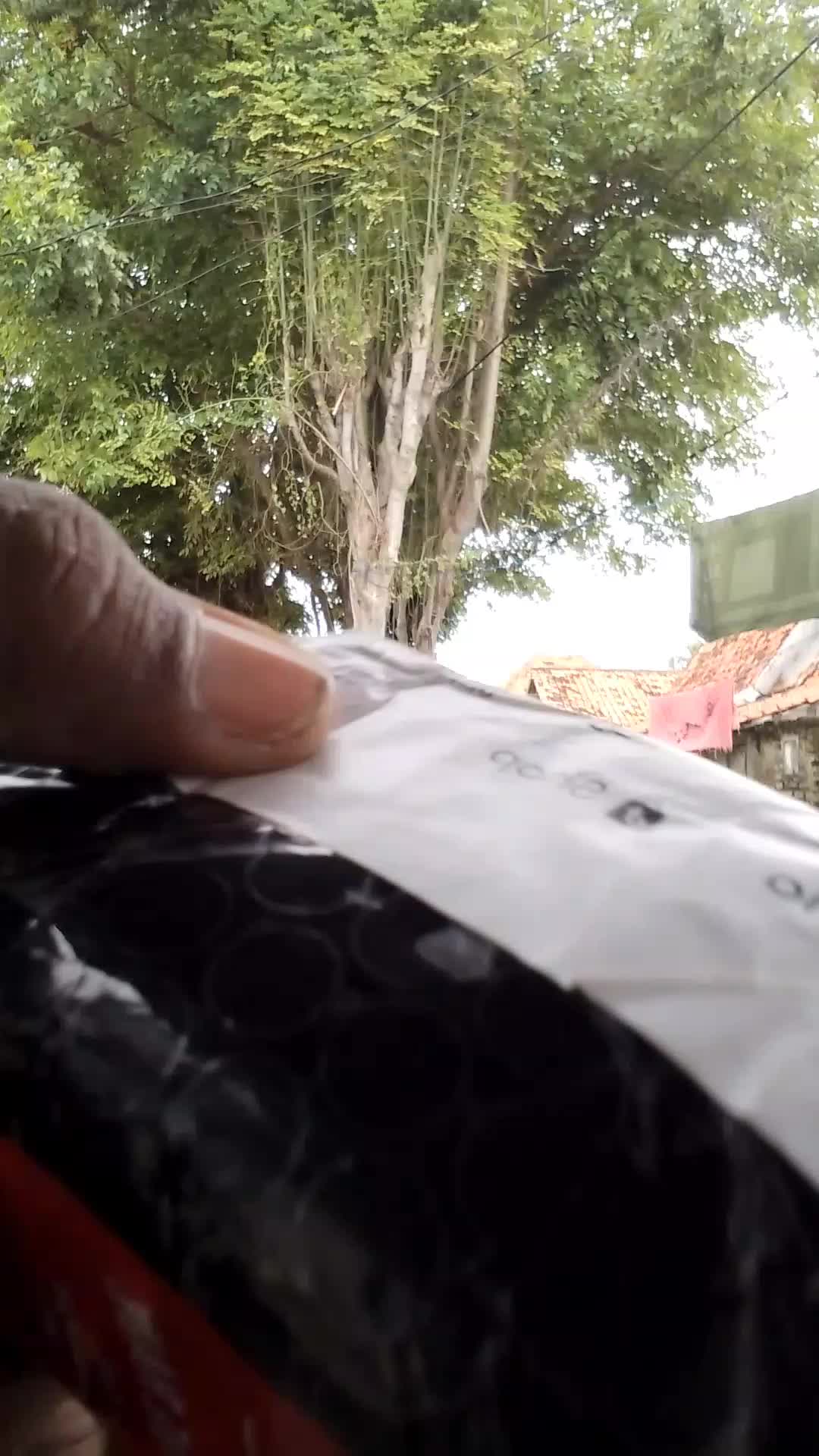 review image 0