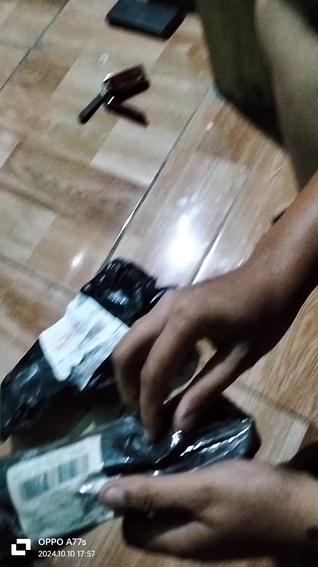 review image 0