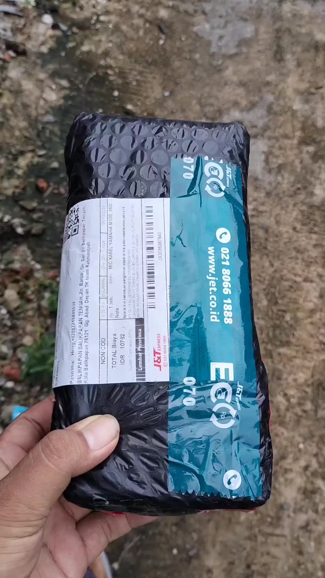review image 0