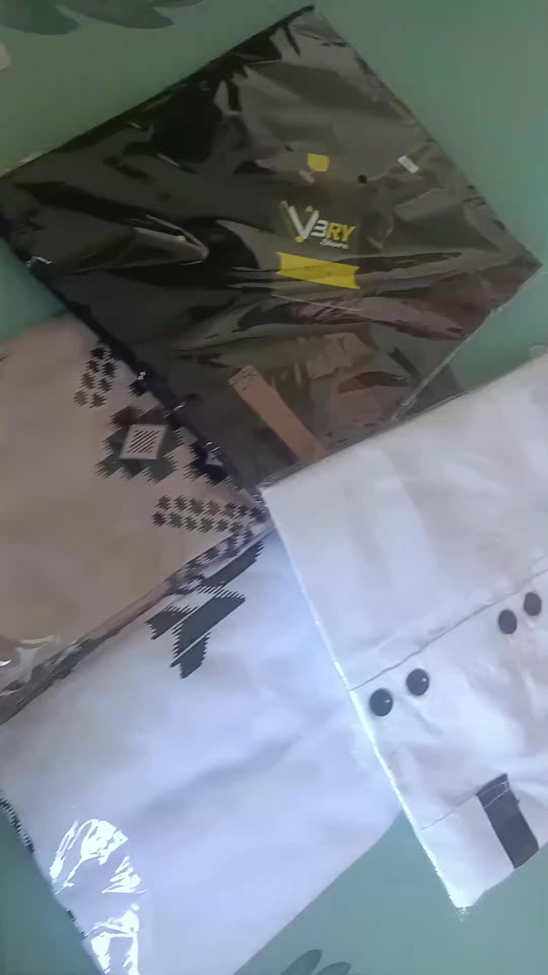 review image 0