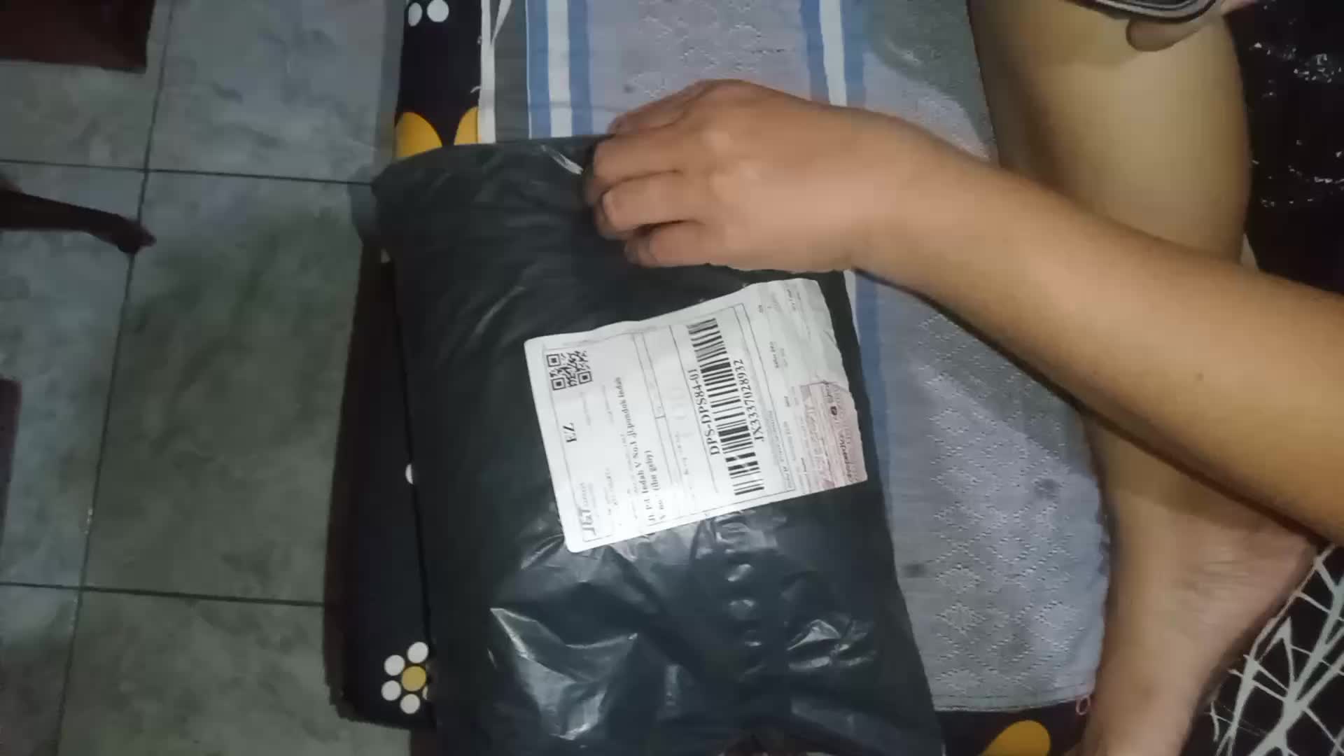 review image 0