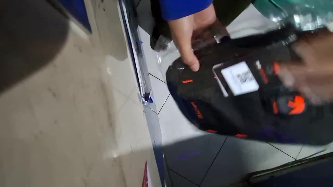 review image 0