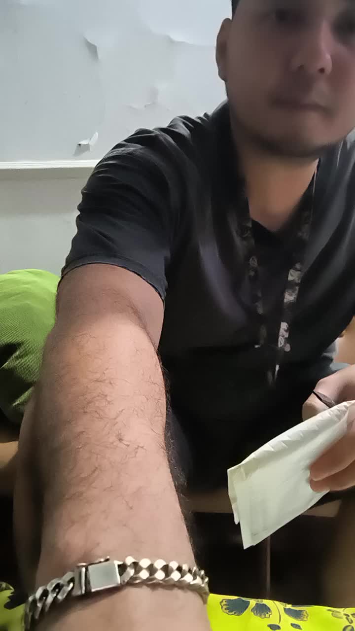 review image 0