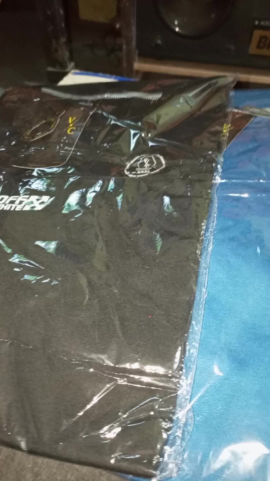 review image 0