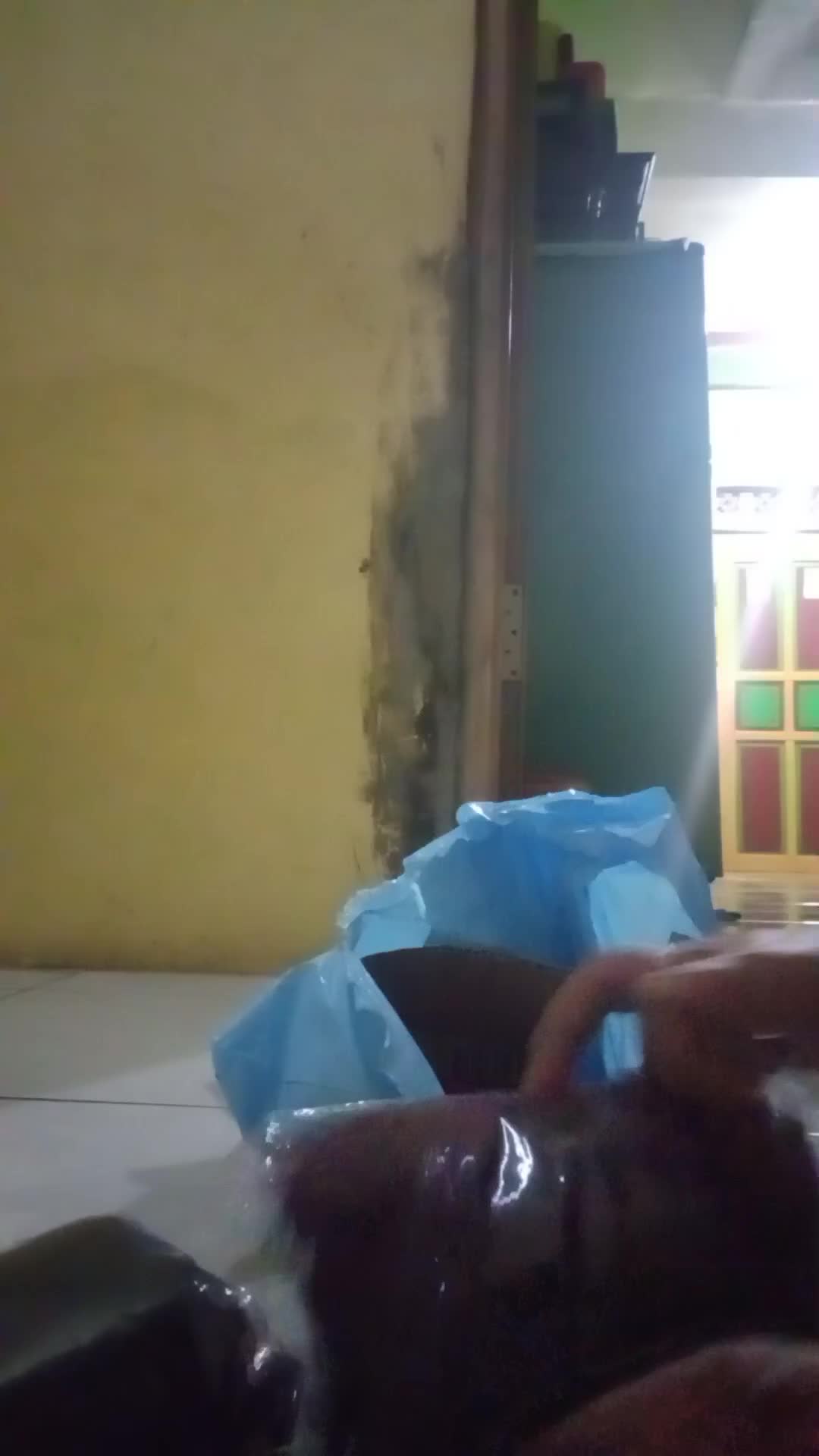 review image 0