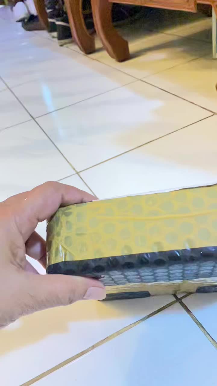 review image 0