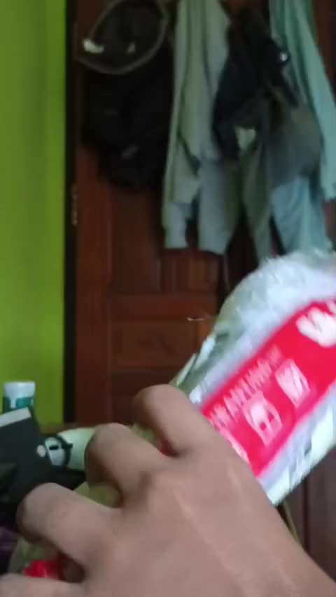 review image 0