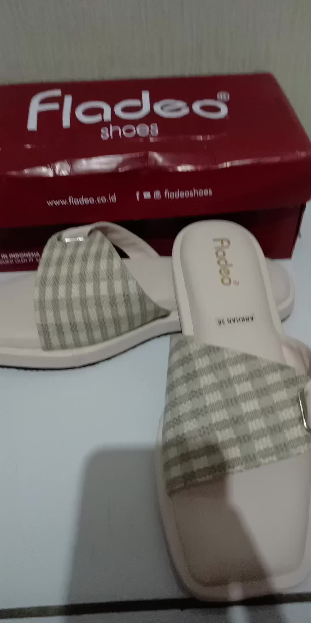 review image 0
