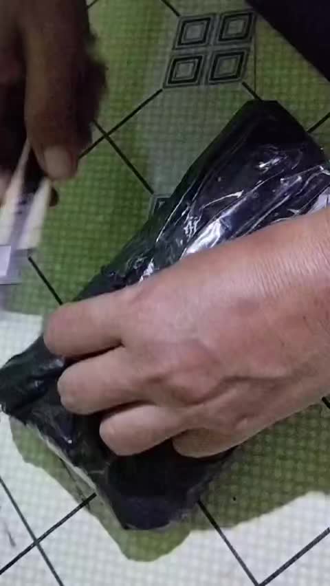 review image 0