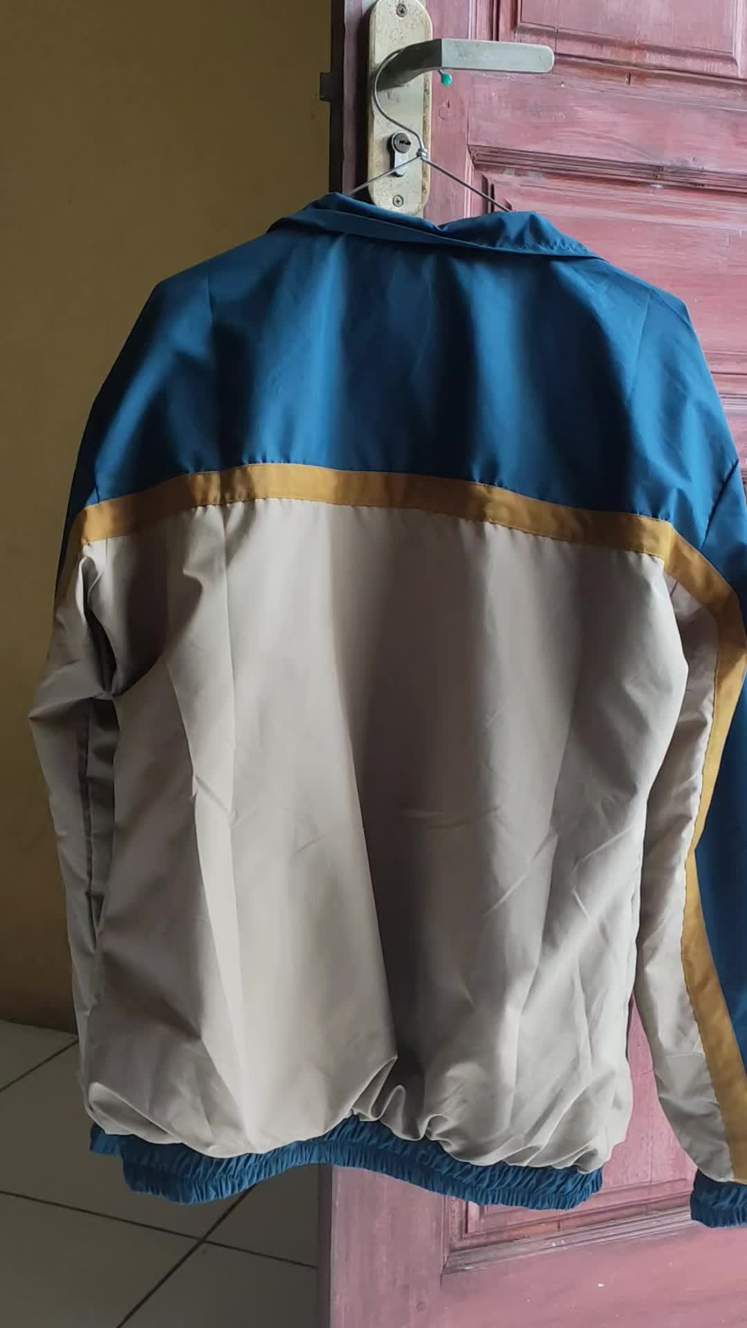review image 0