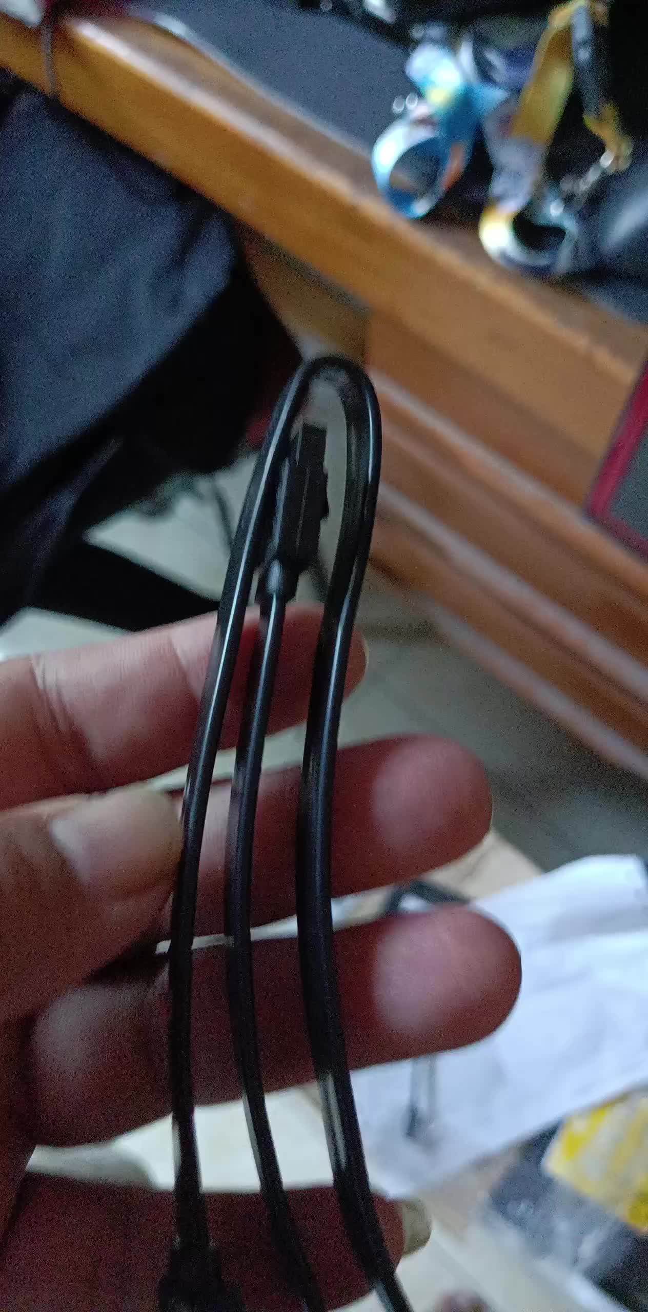 review image 0