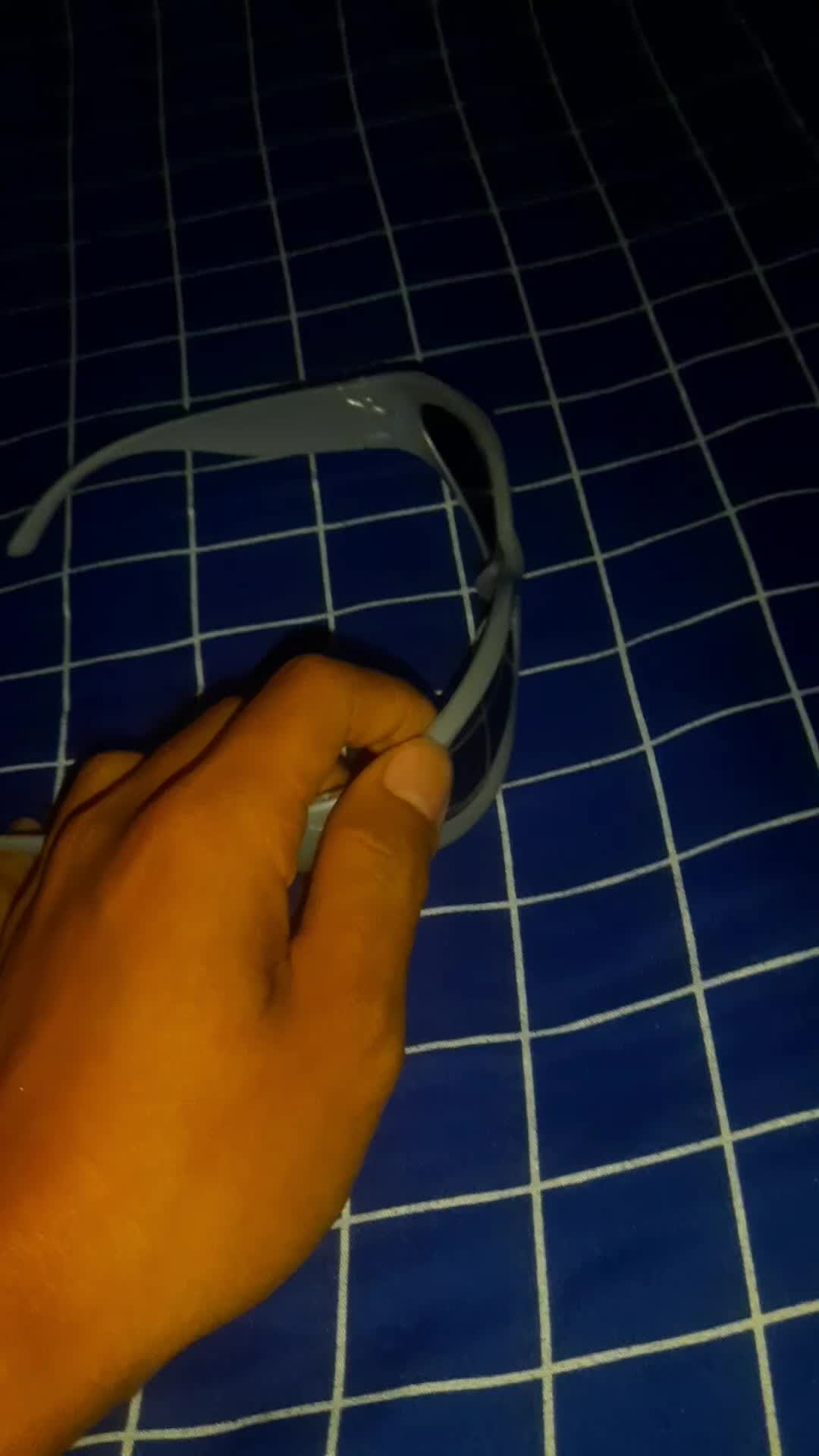 review image 0