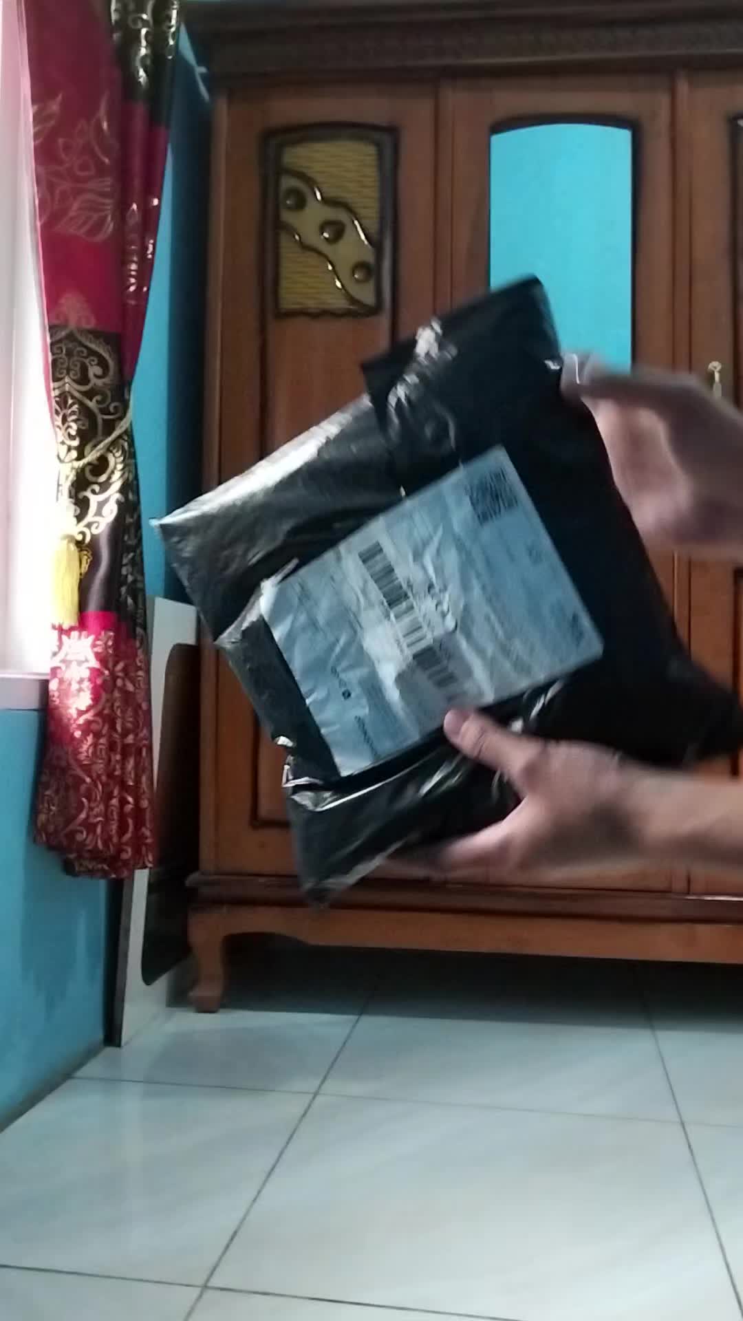 review image 0