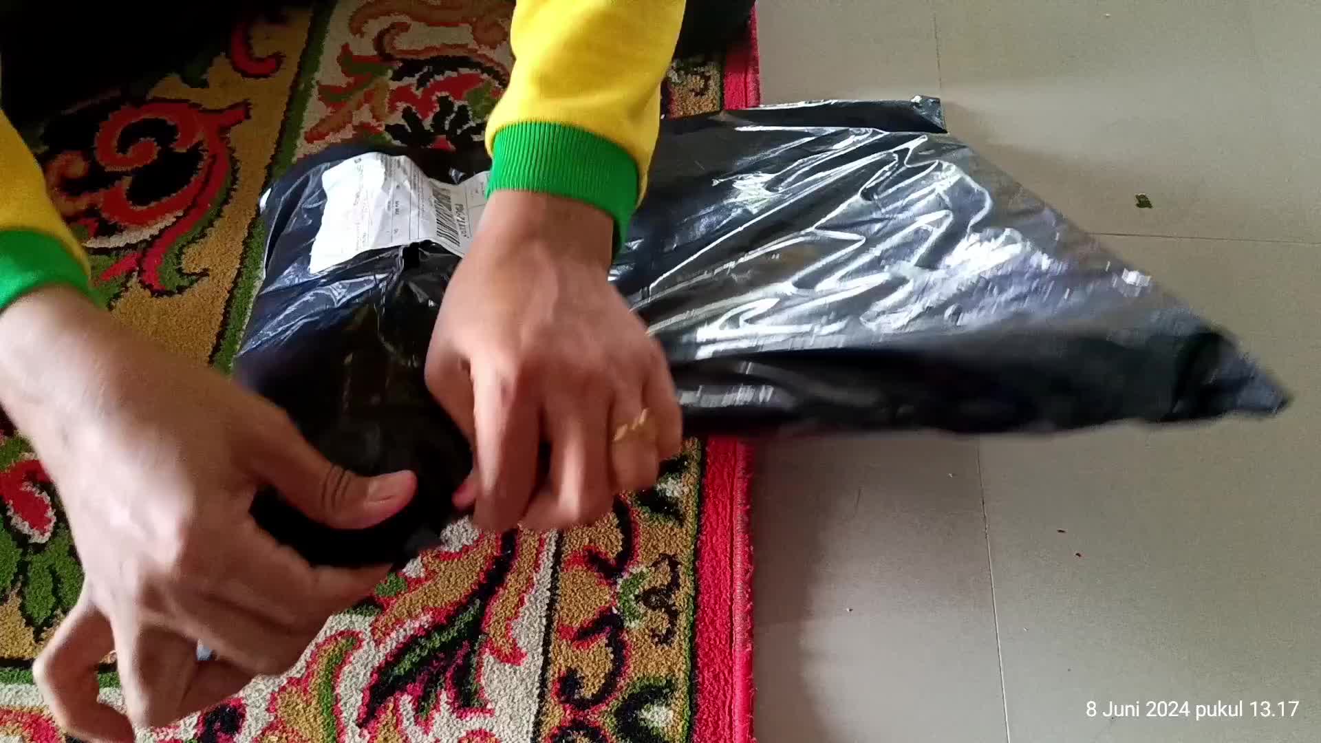 review image 0