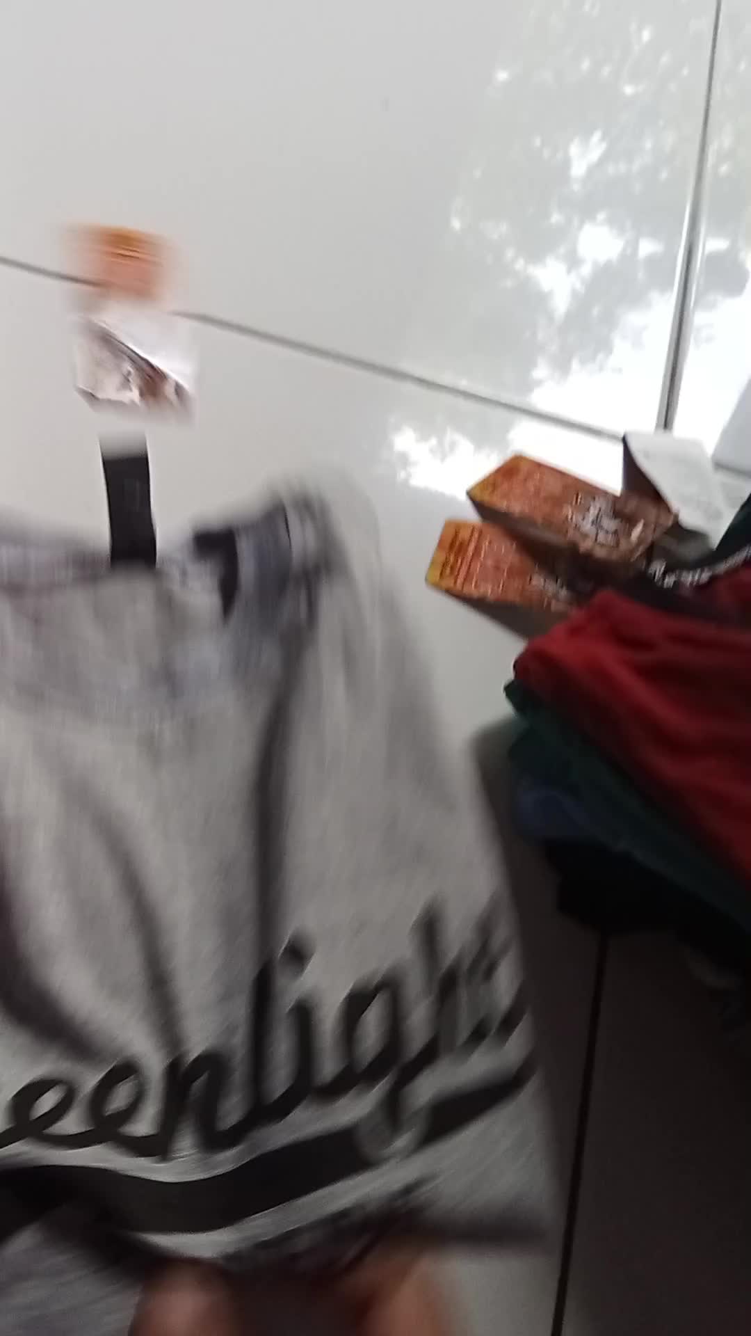 review image 0
