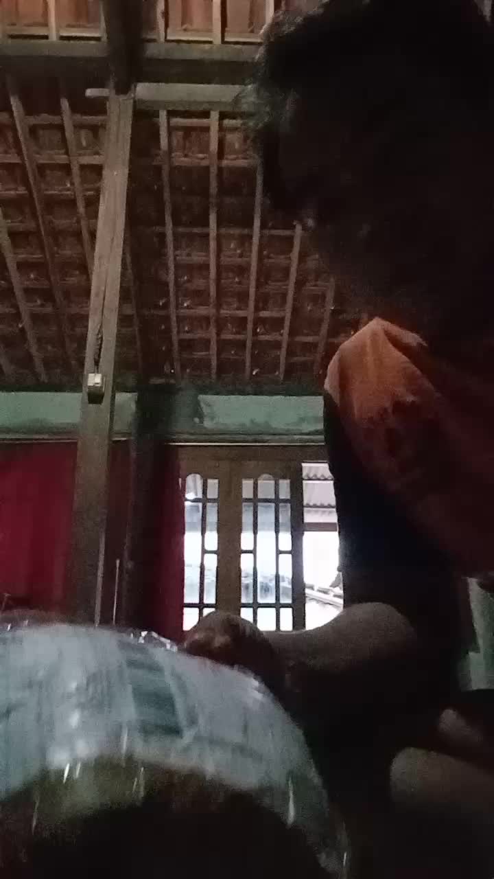 review image 0
