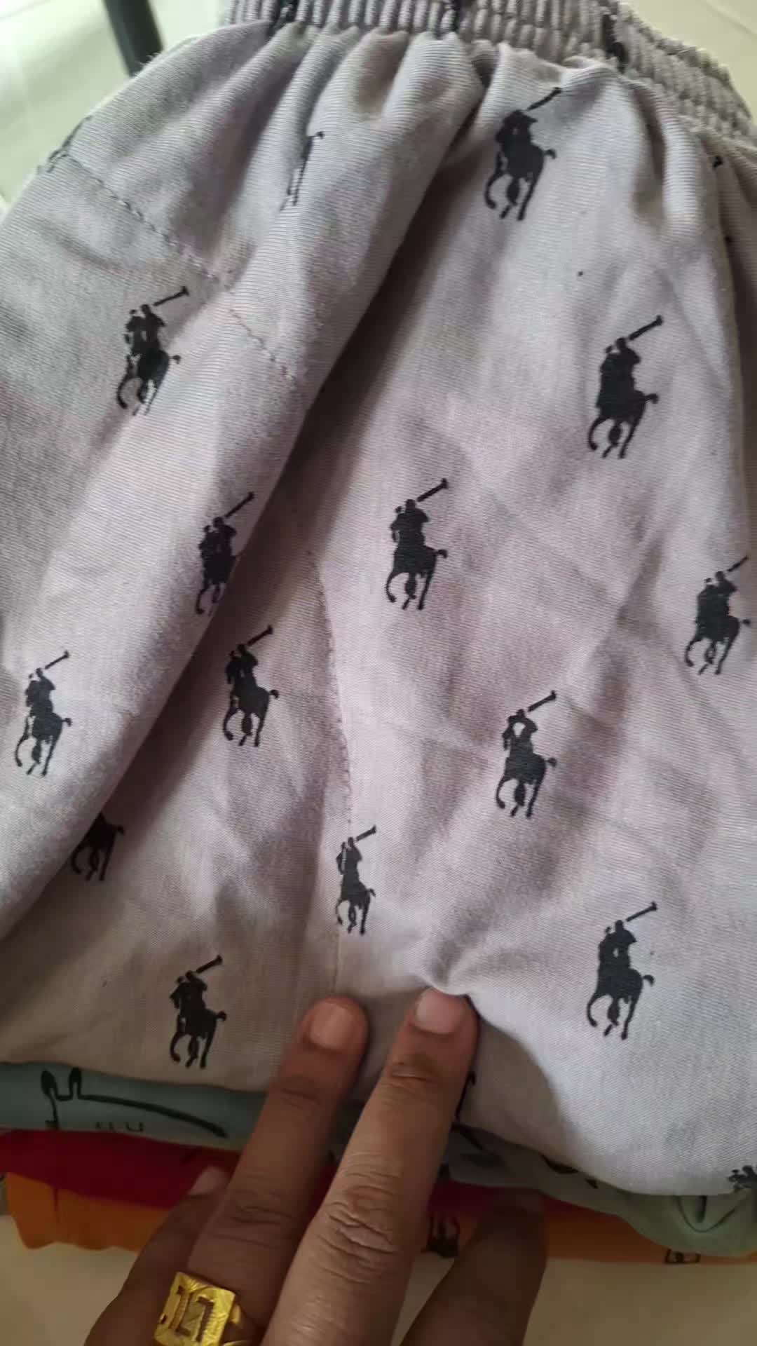 review image 0