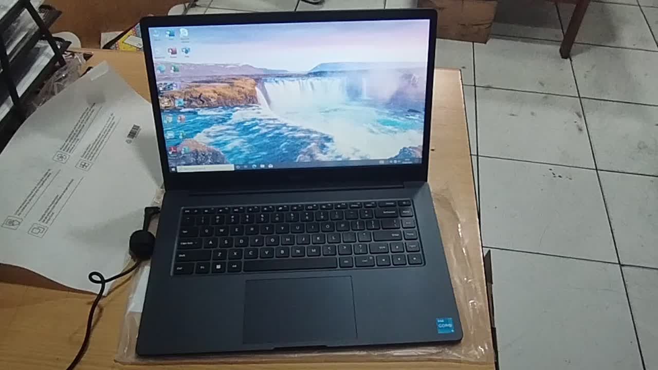 review image 0