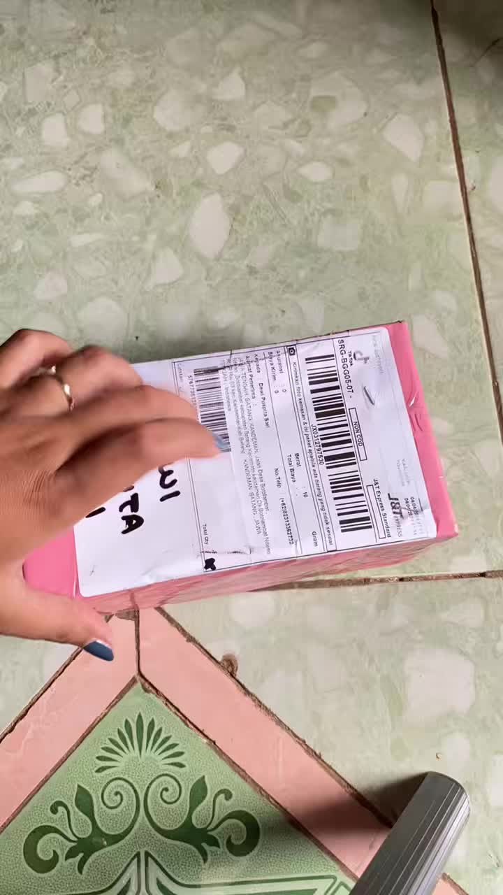 review image 0