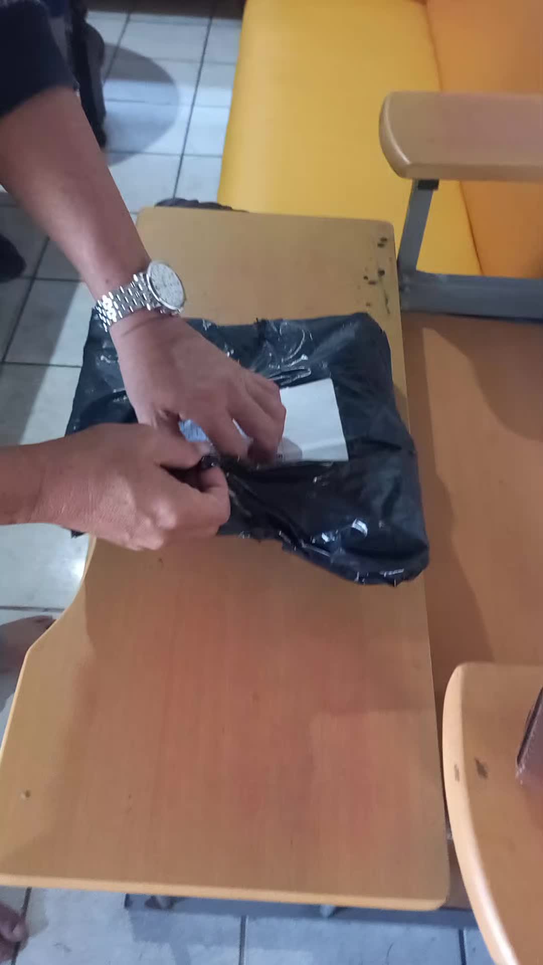 review image 0