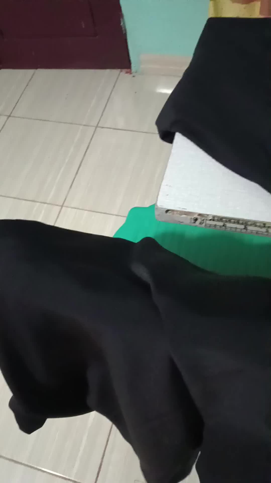 review image 0
