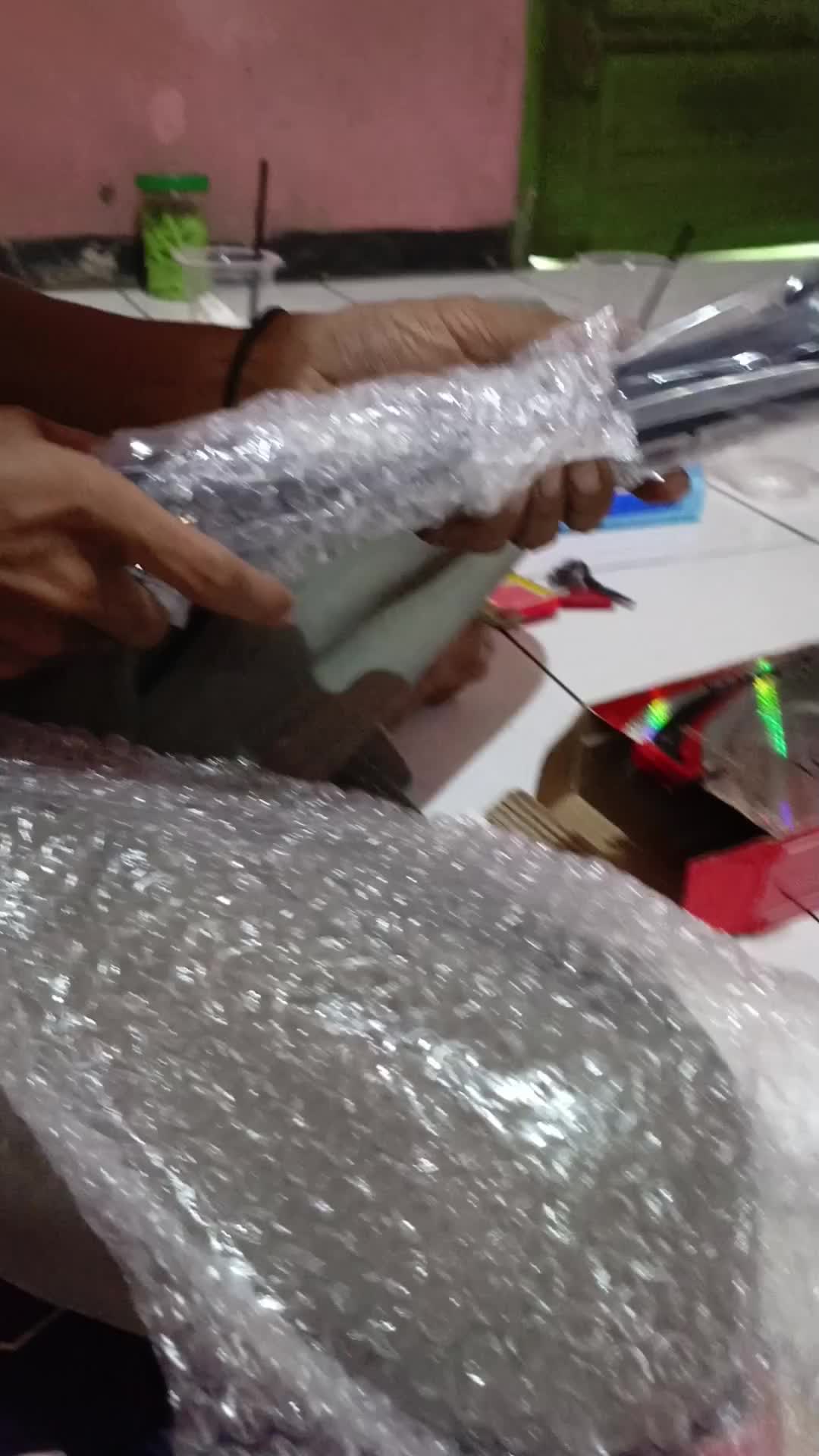 review image 0