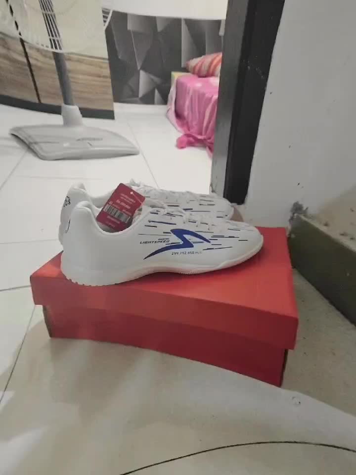 review image 0