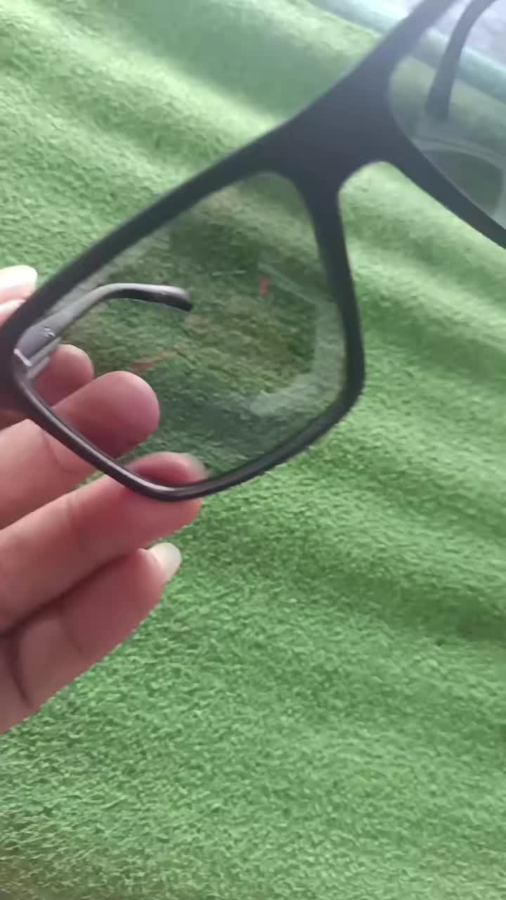 review image 0