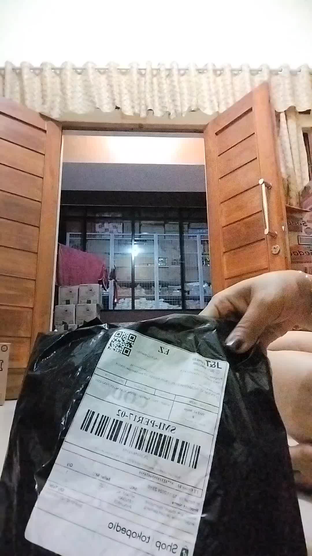 review image 0
