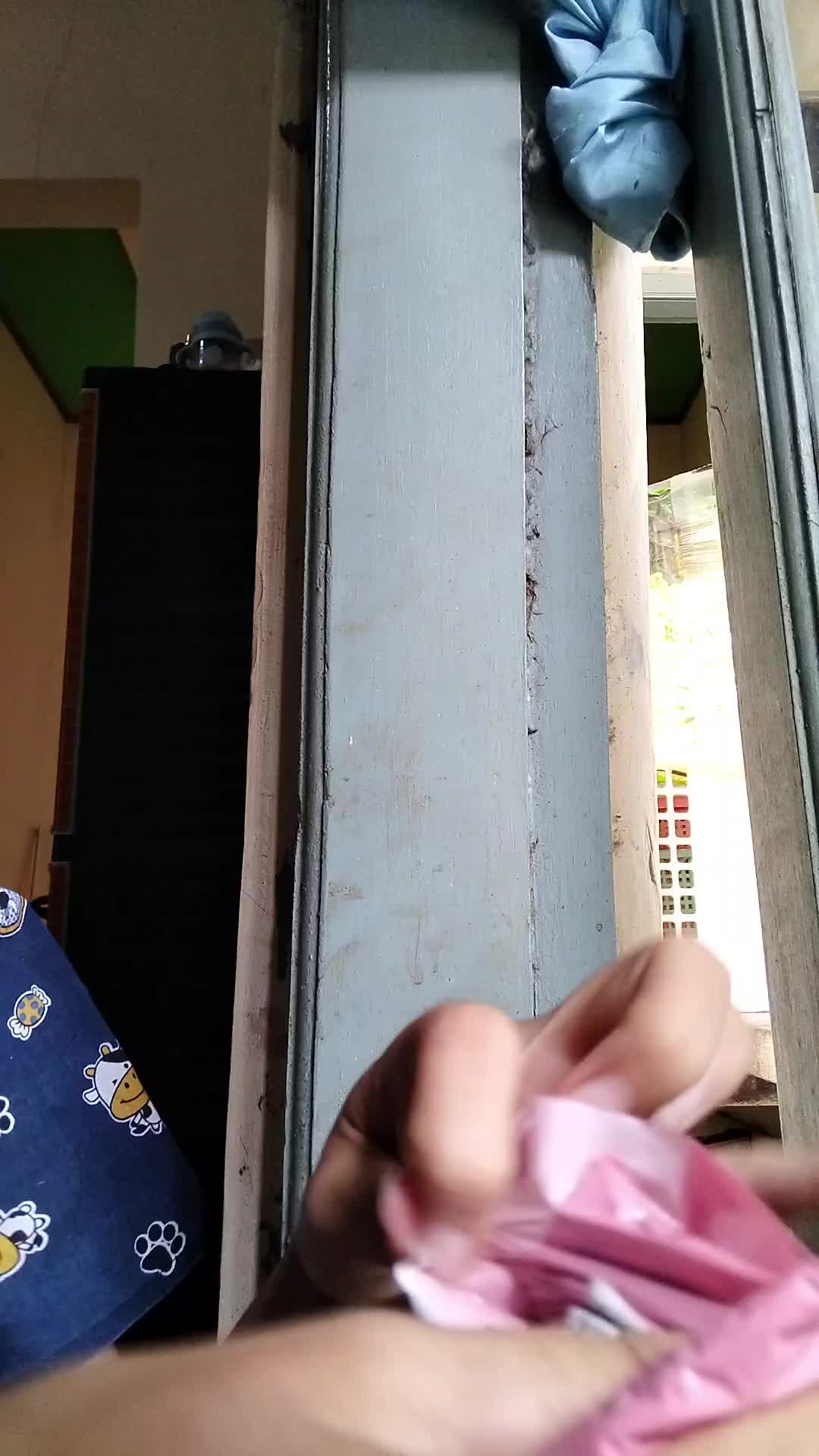 review image 0