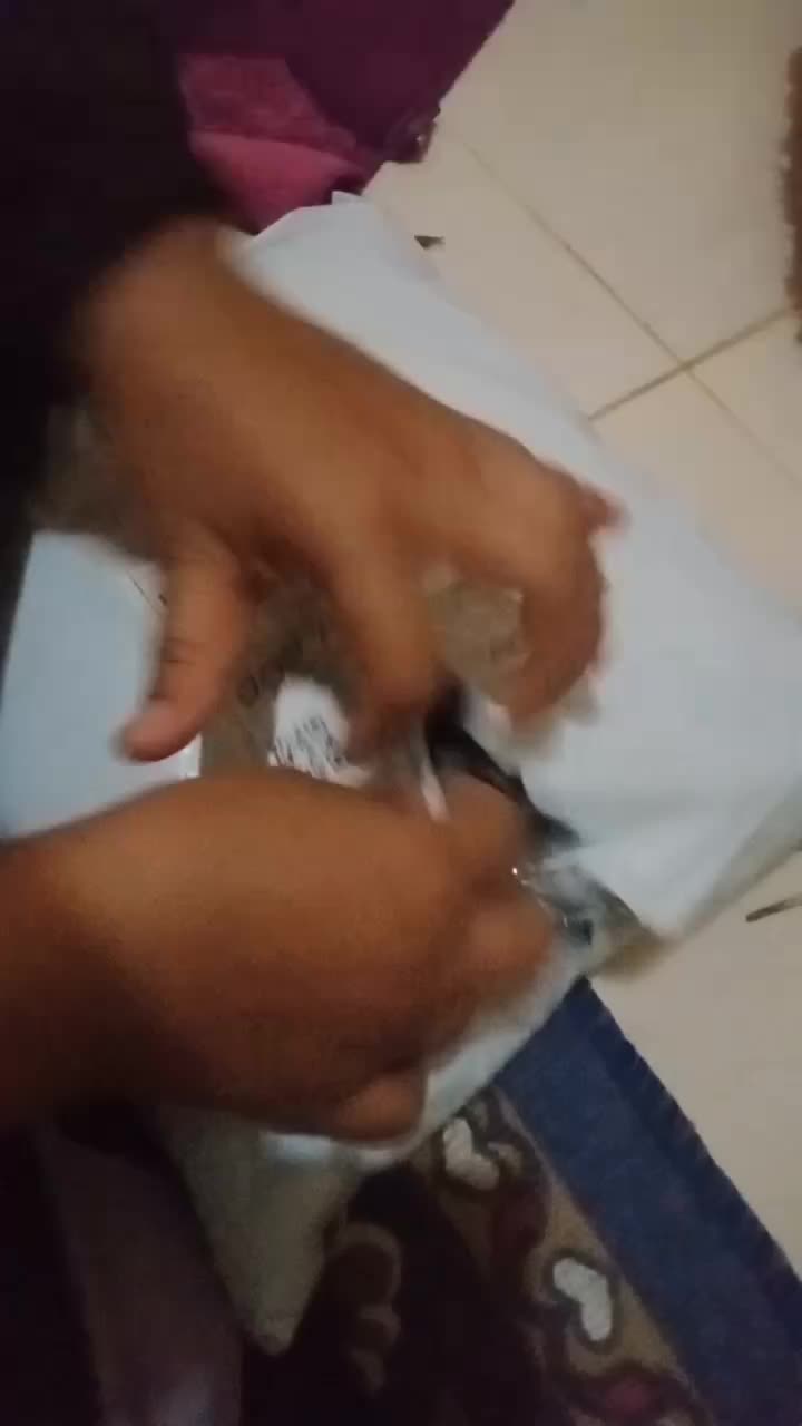 review image 0