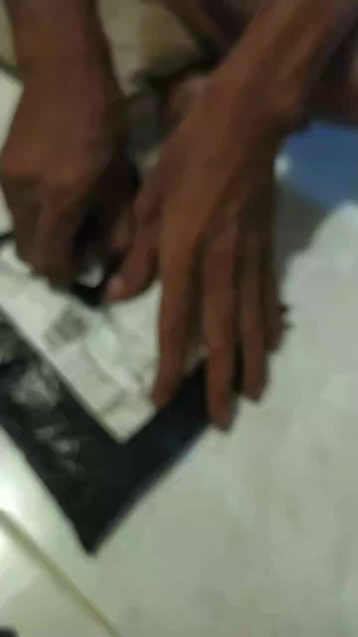 review image 0