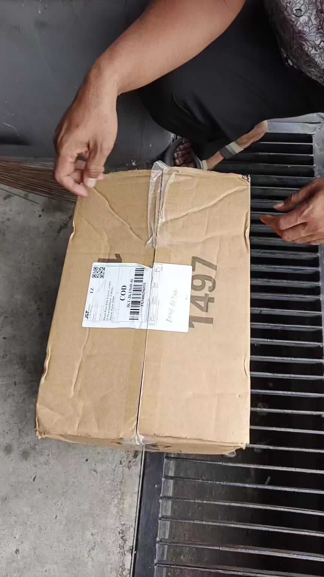 review image 0