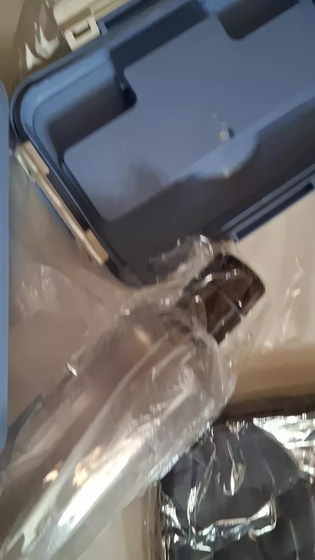 review image 0