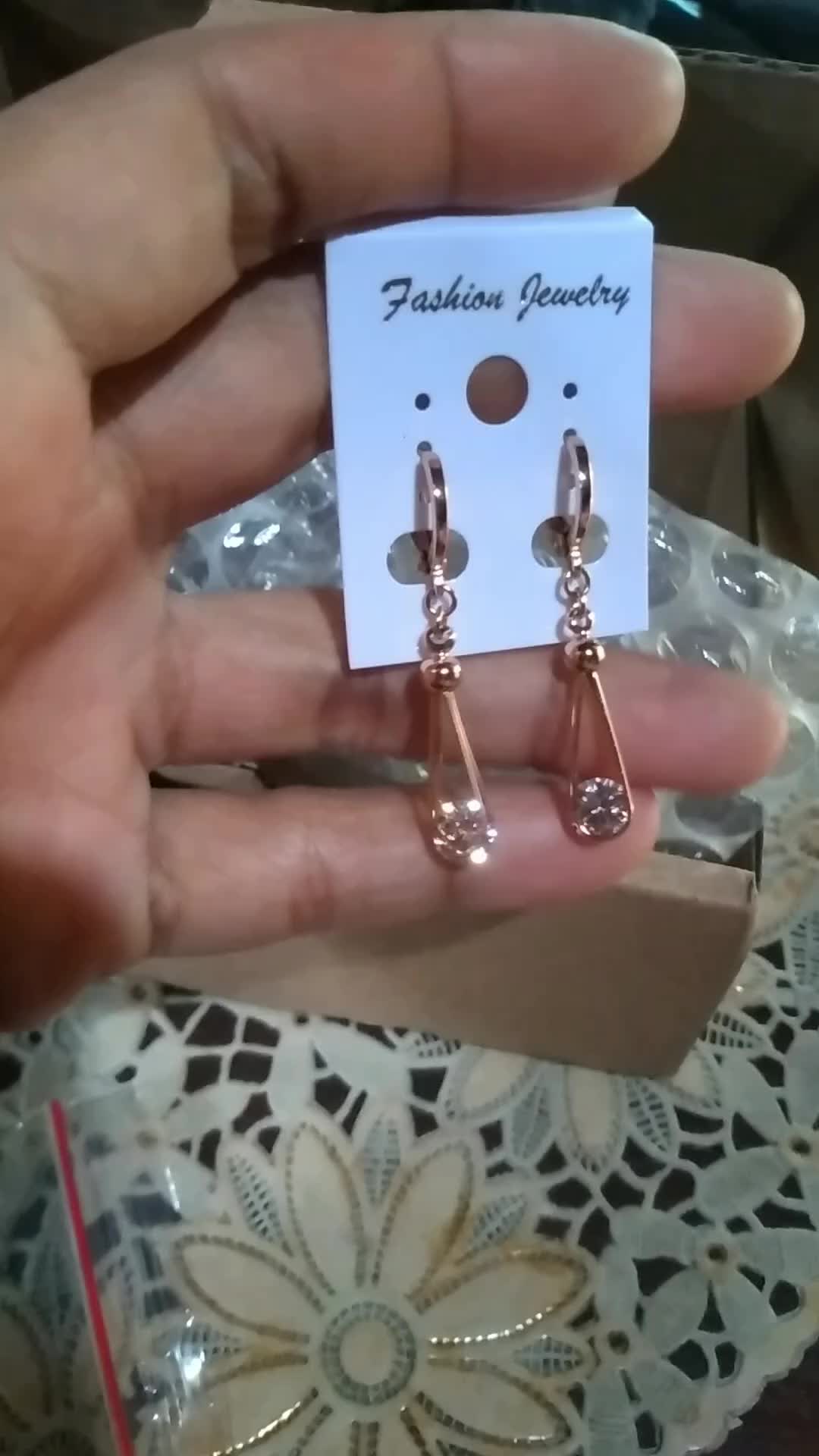 review image 0