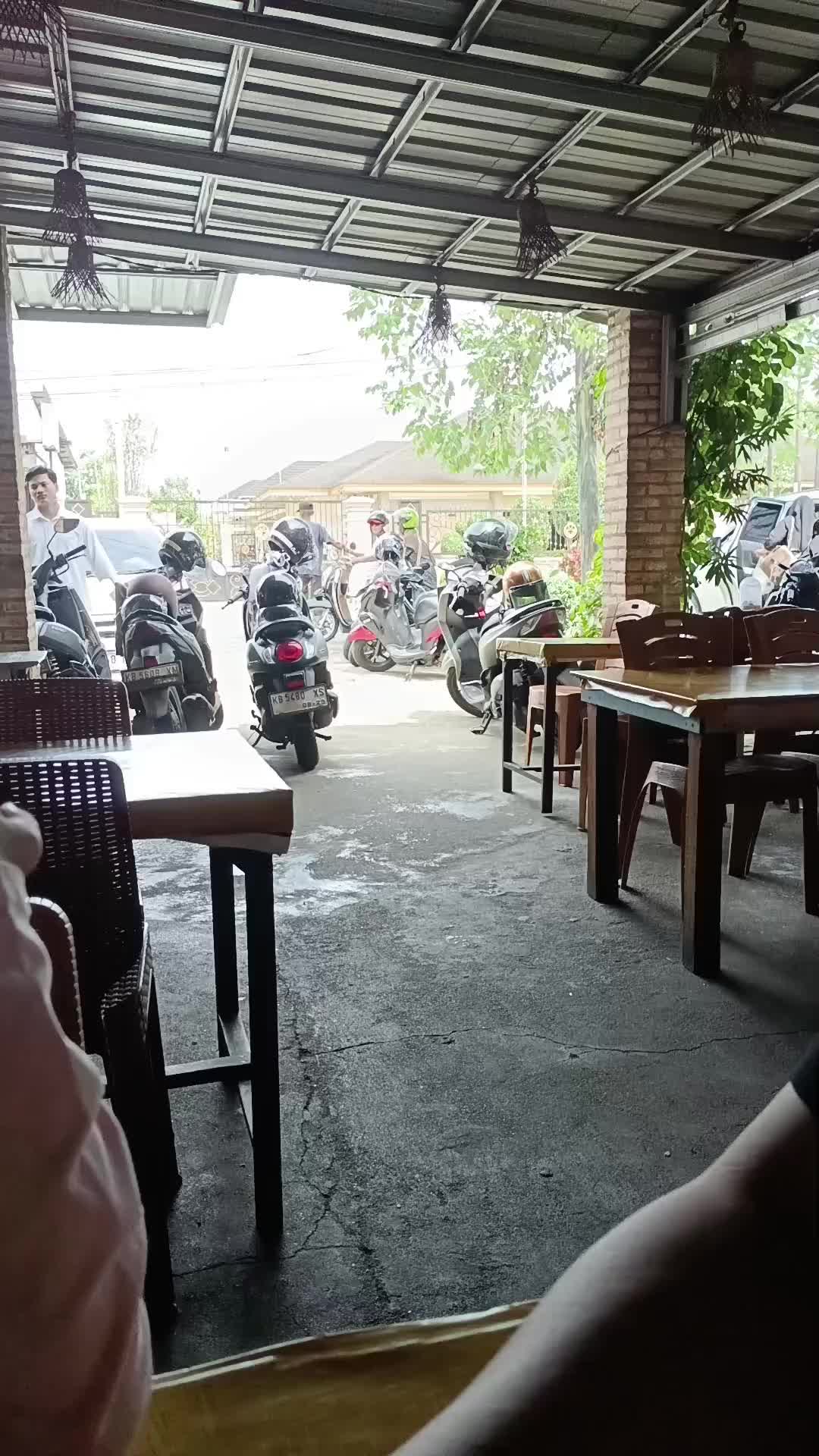 review image 4