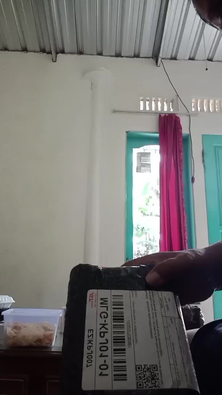 review image 0