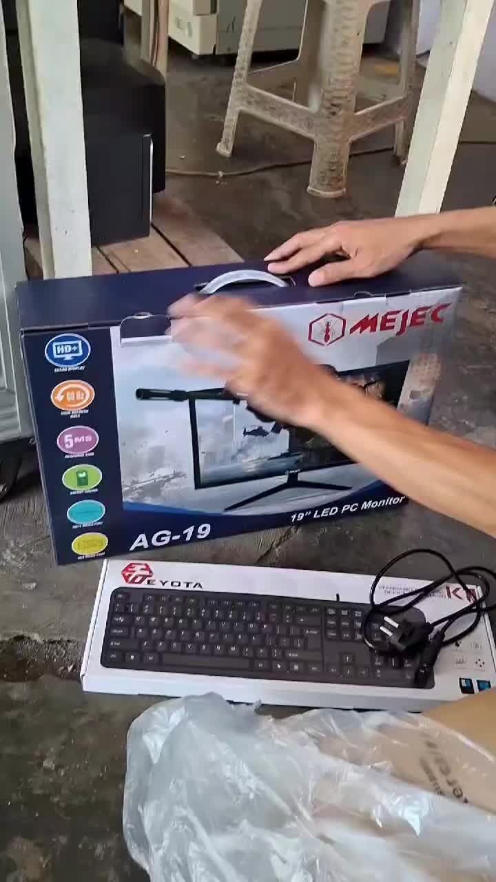 review image 0