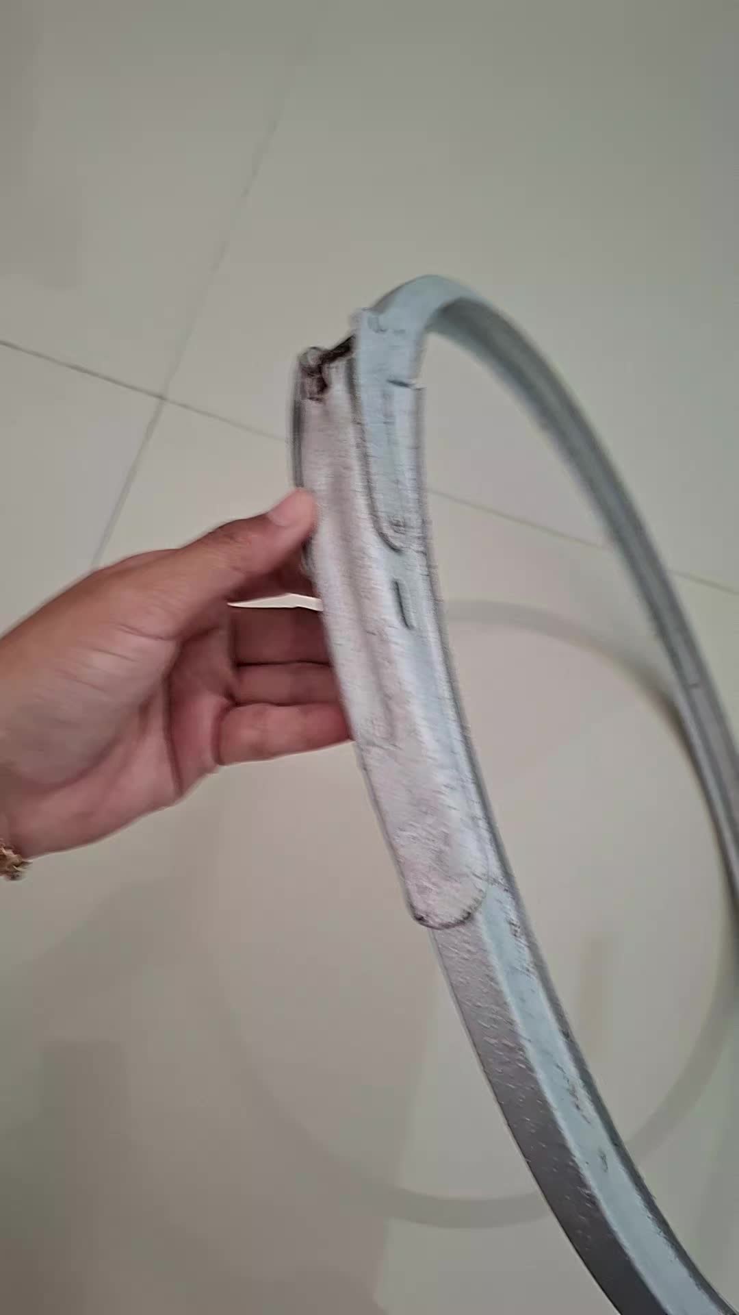 review image 0
