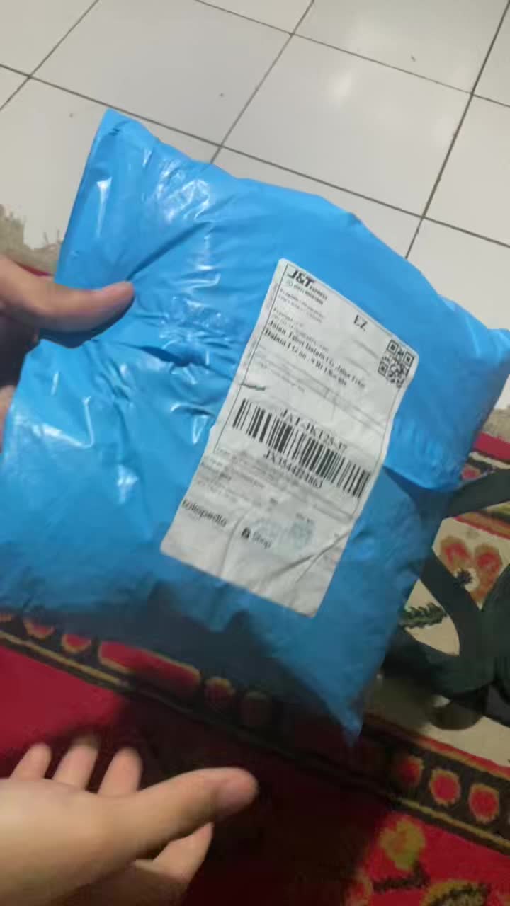 review image 0