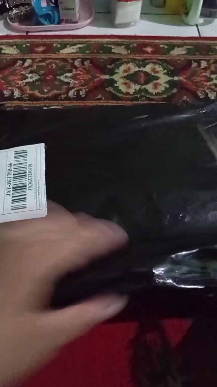 review image 0