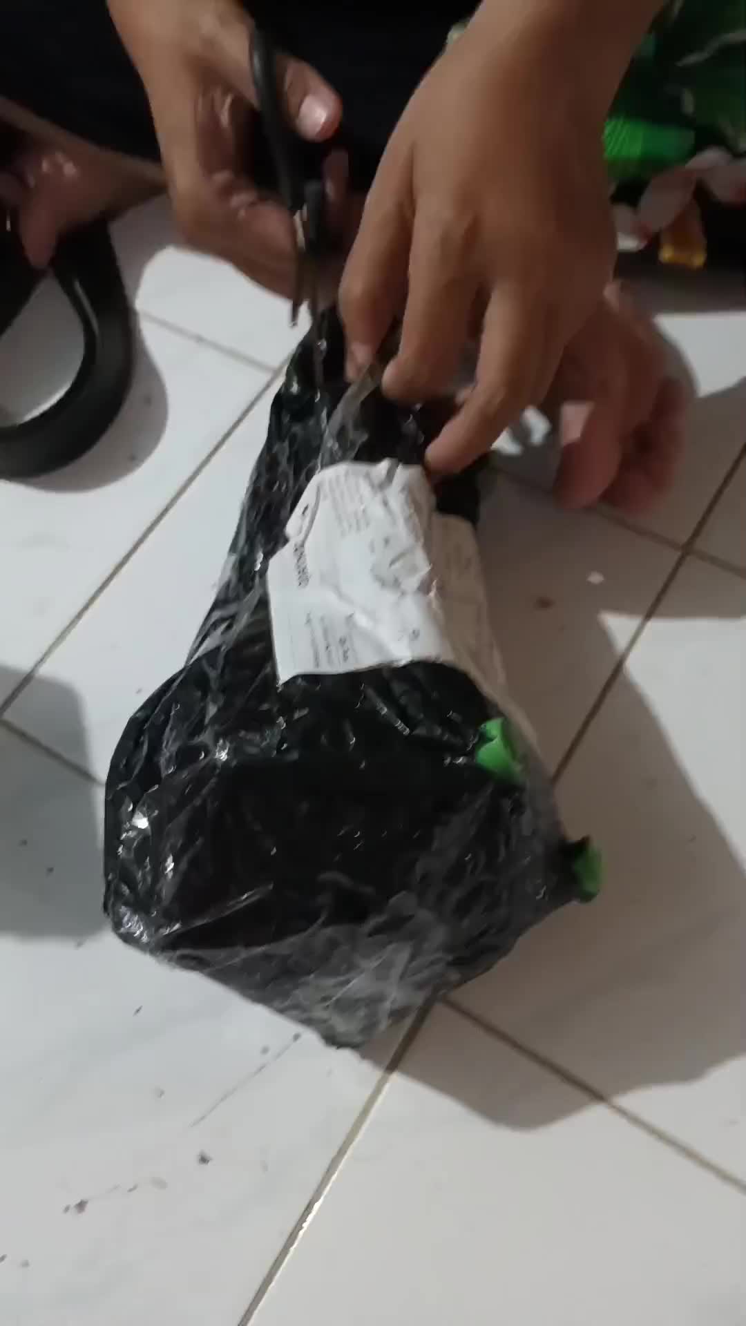 review image 0