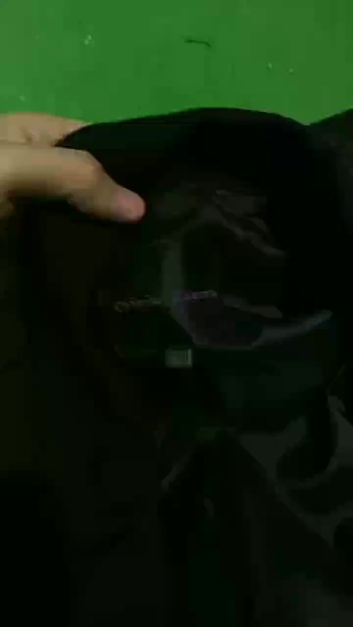 review image 0