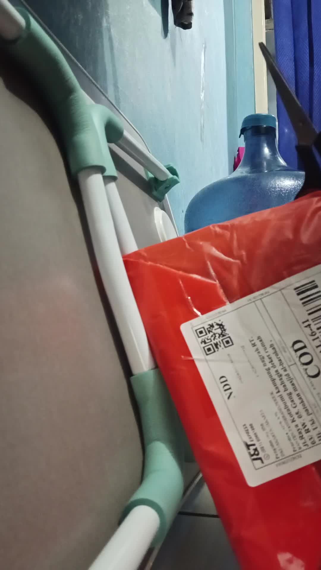 review image 0