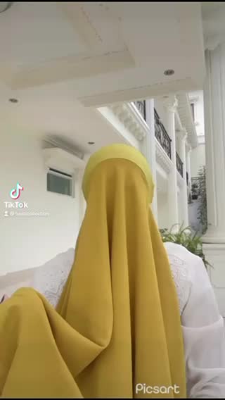 HASTI - Hijab segi empat instan inner 2 layer ceruty babydoll Kerudung Segitiga