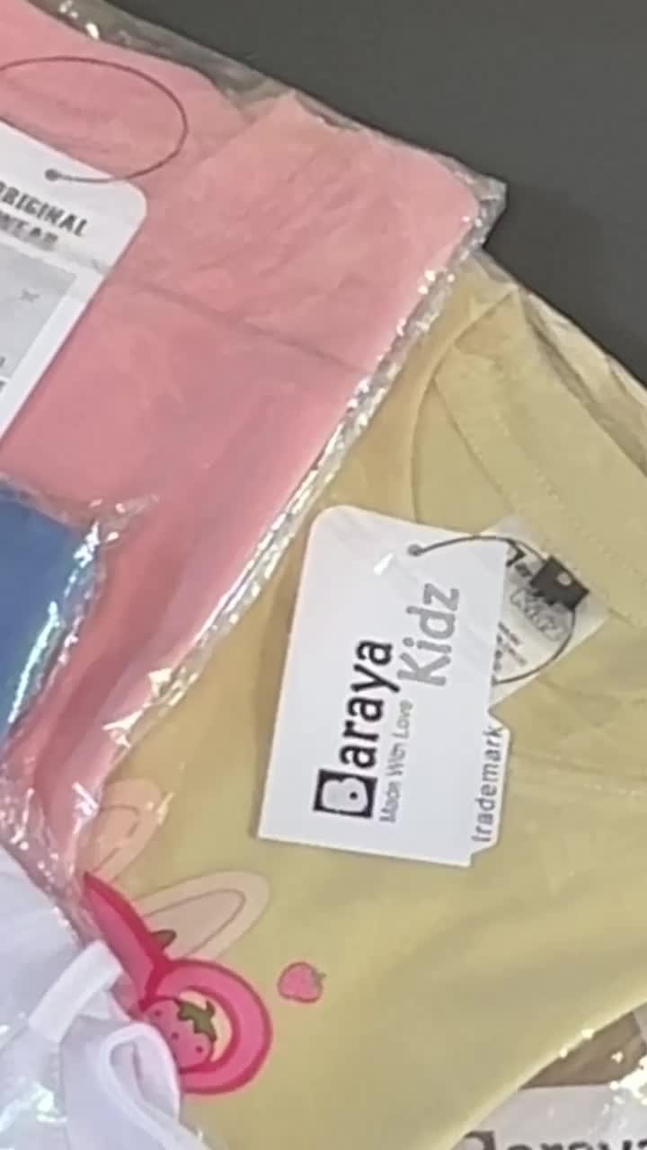 Baju anak perempuan viral labubu Strawberry kaos anak cewek labubu usia 1 - 10 tahun Katun