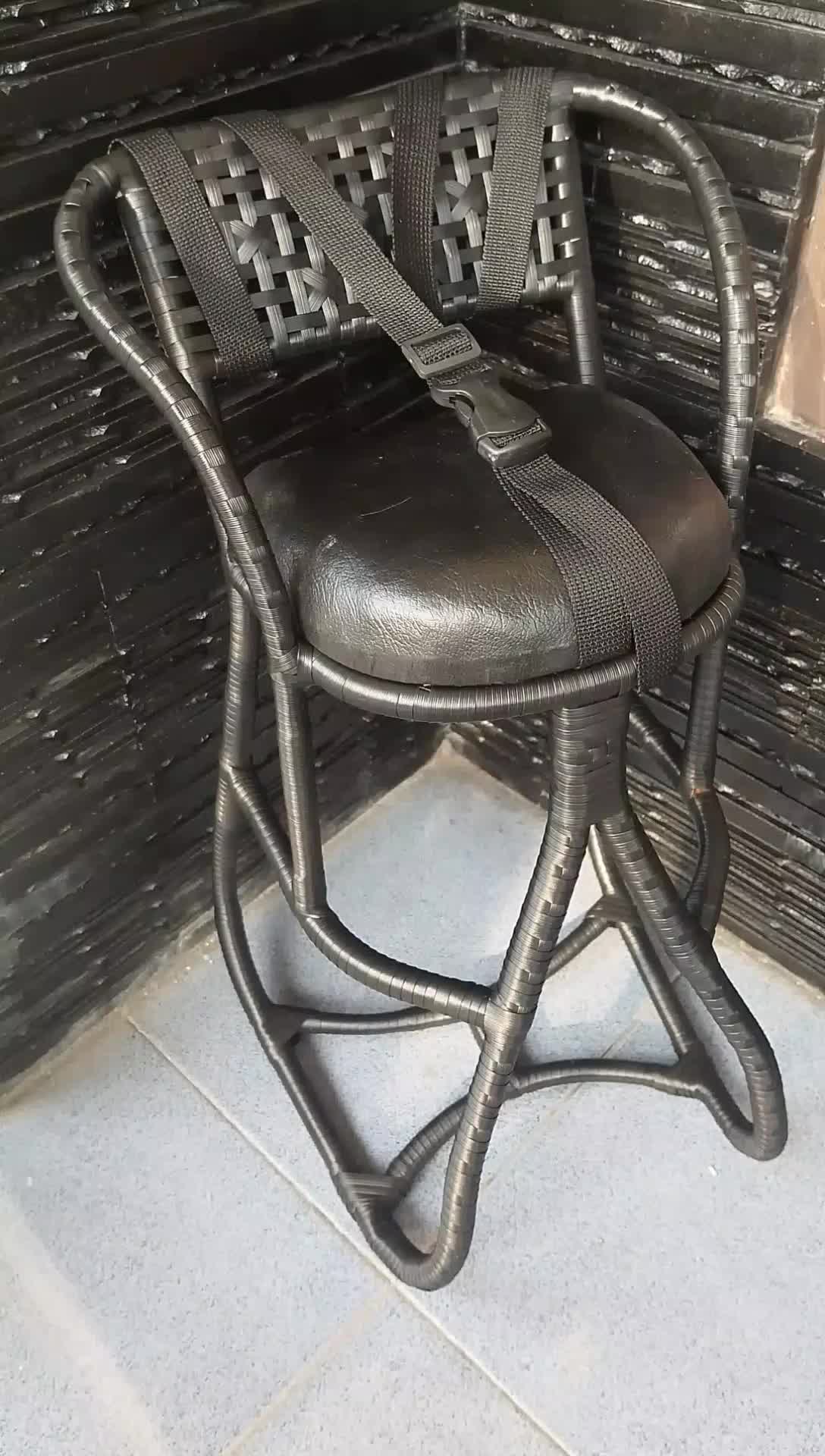 MOTIV SATU WARNA HITAM SOLID / kursi anak motor matic full anyaman sintetis free sabuk pengaman / jok depan / dudukan rotan motor matic / motorcyle Furniture